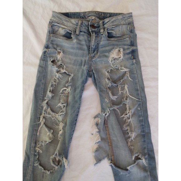 American Eagle Mid Rise Jegging Ankle Destroyed Super Stretch Denim Size 2 - Picture 2 of 9
